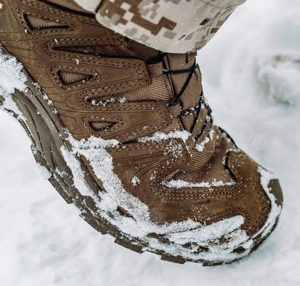 Salomon  XA Forces Mid Men's Boots